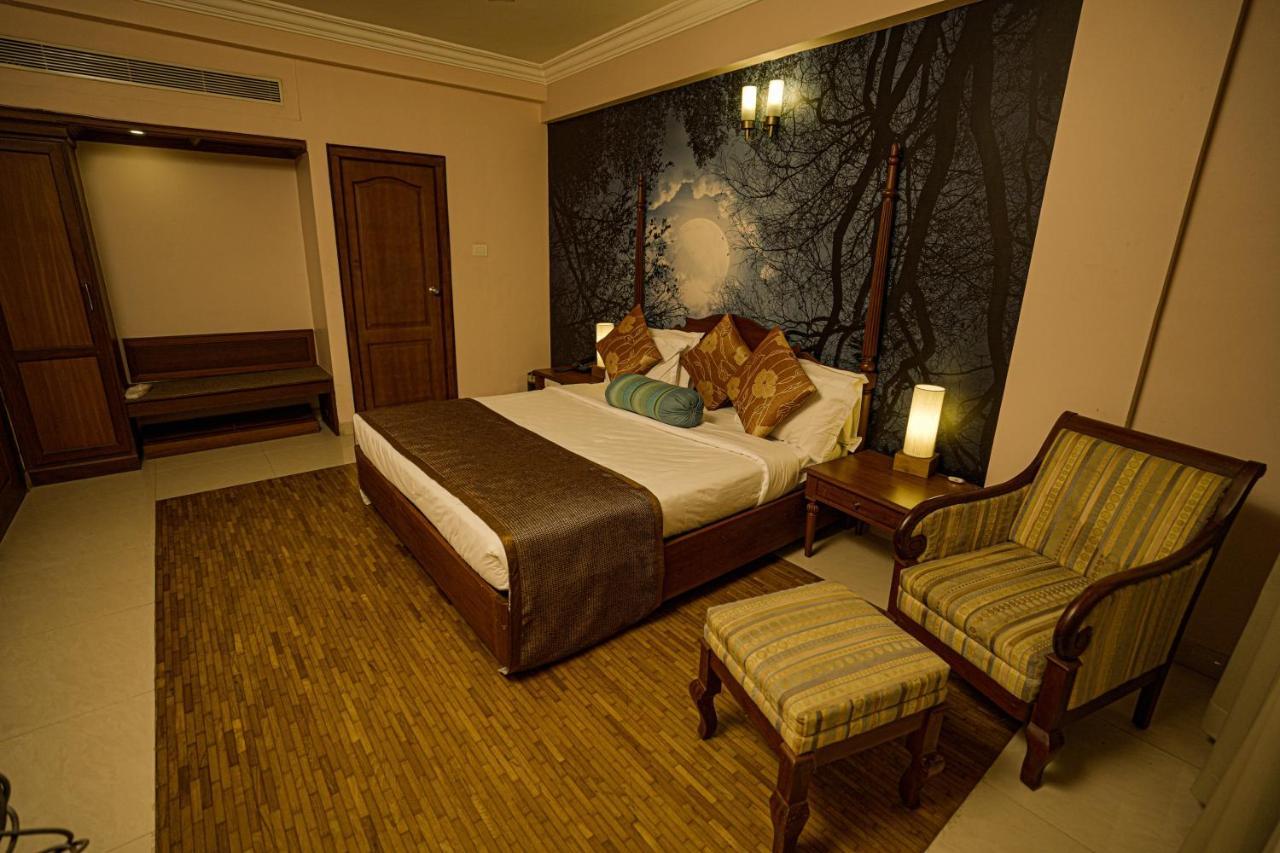 Casino Hotels Ltd Thrissur Eksteriør billede