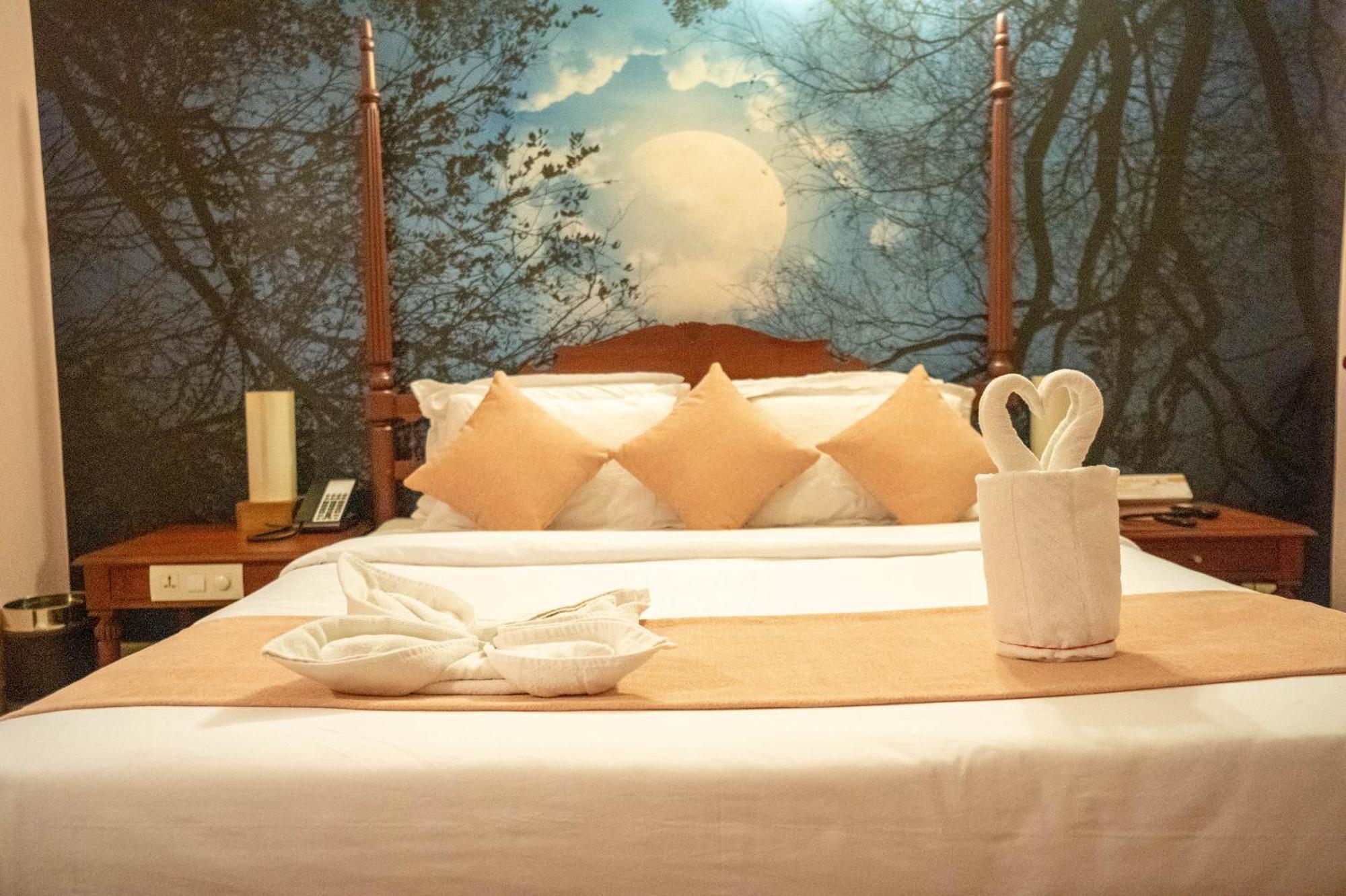 Casino Hotels Ltd Thrissur Eksteriør billede