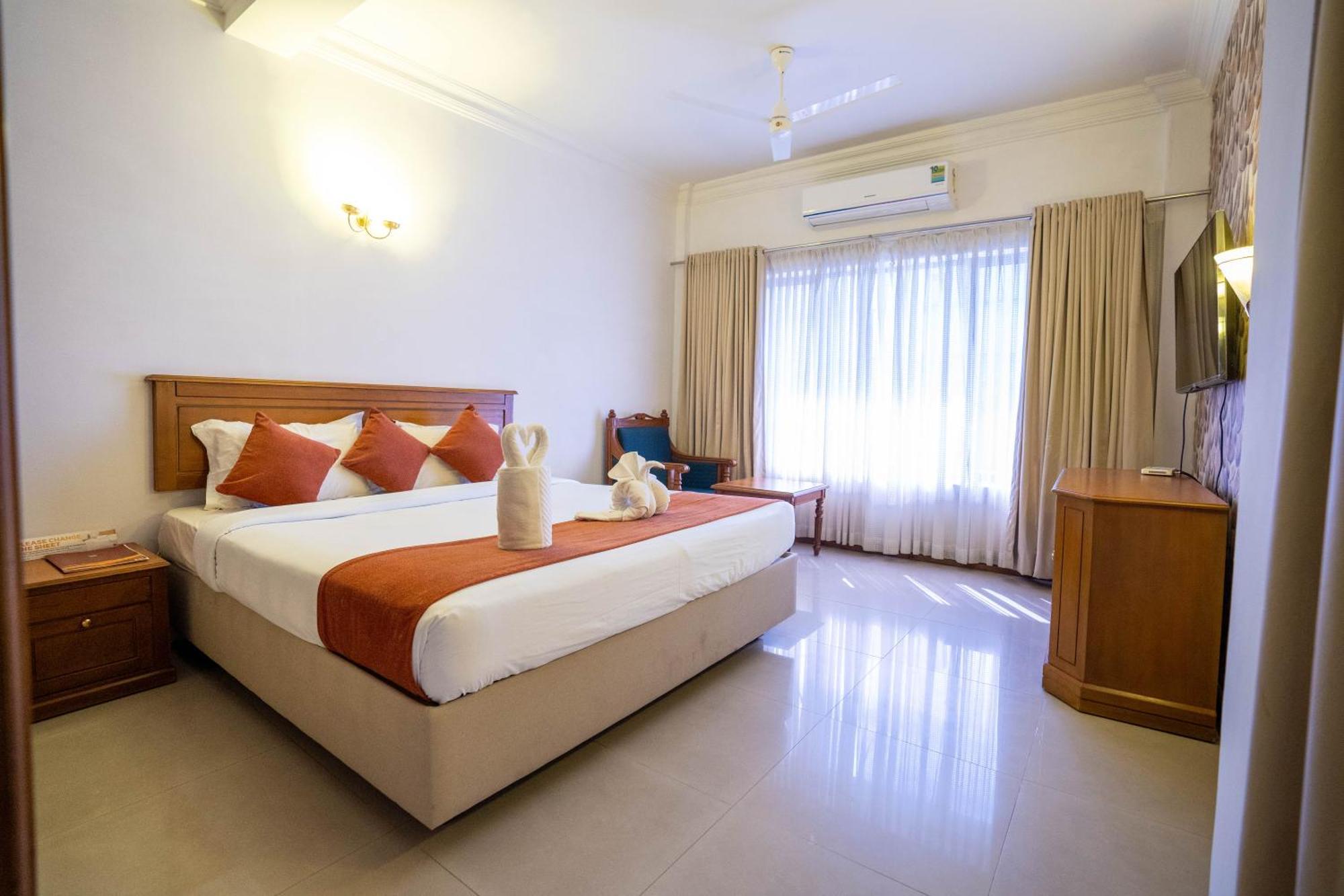 Casino Hotels Ltd Thrissur Eksteriør billede
